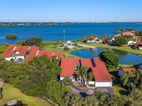 758 SARABAY ROAD, Unit 5, OSPREY, FL 34229