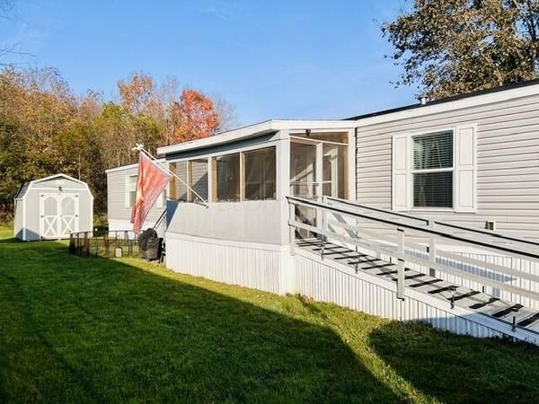 22 Target Street , Newark, OH 43055