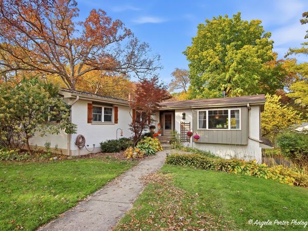 7103 Johnsburg Road , Spring Grove, IL 60081