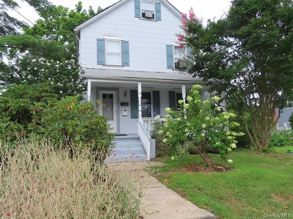 50 Pacific Street , Unit Upper, North Babylon, NY 11703