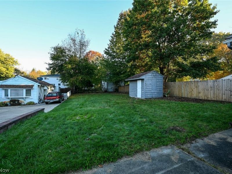 69 W Hiram Street , Barberton, OH 44203 Photo 29