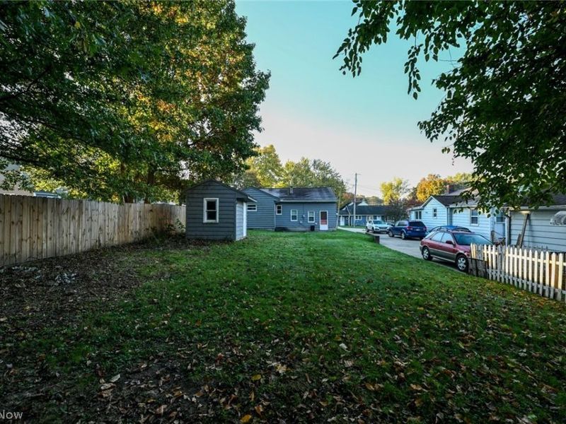 69 W Hiram Street , Barberton, OH 44203 Photo 31