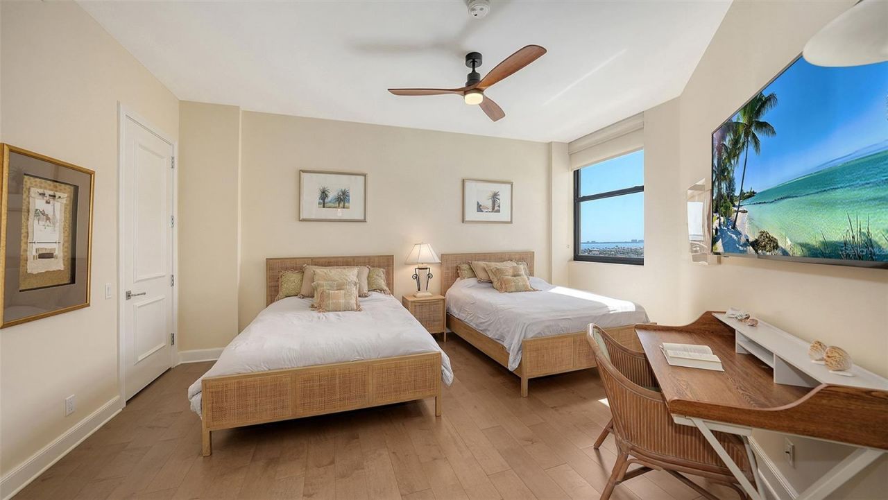 1241 Gulf Of Mexico Drive, Unit 803, Longboat Key, FL 34228 Photo