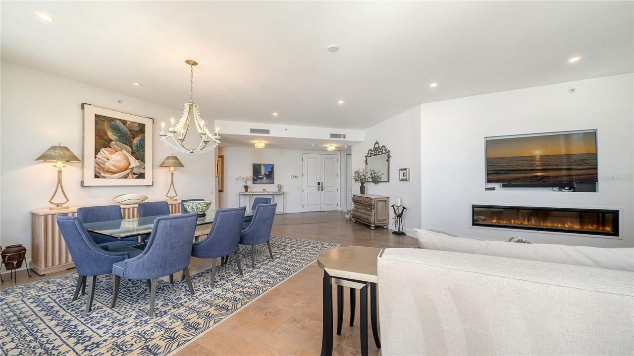 1241 Gulf Of Mexico Drive, Unit 803, Longboat Key, FL 34228 Photo