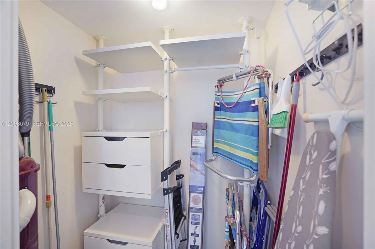 245 18 St , Unit 902, Miami Beach, FL 33139 Photo