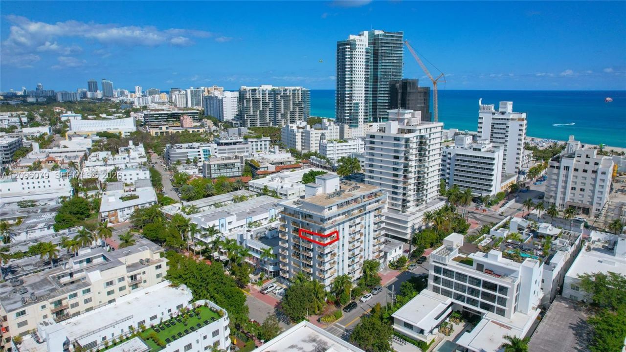 245 18 St , Unit 902, Miami Beach, FL 33139 Photo