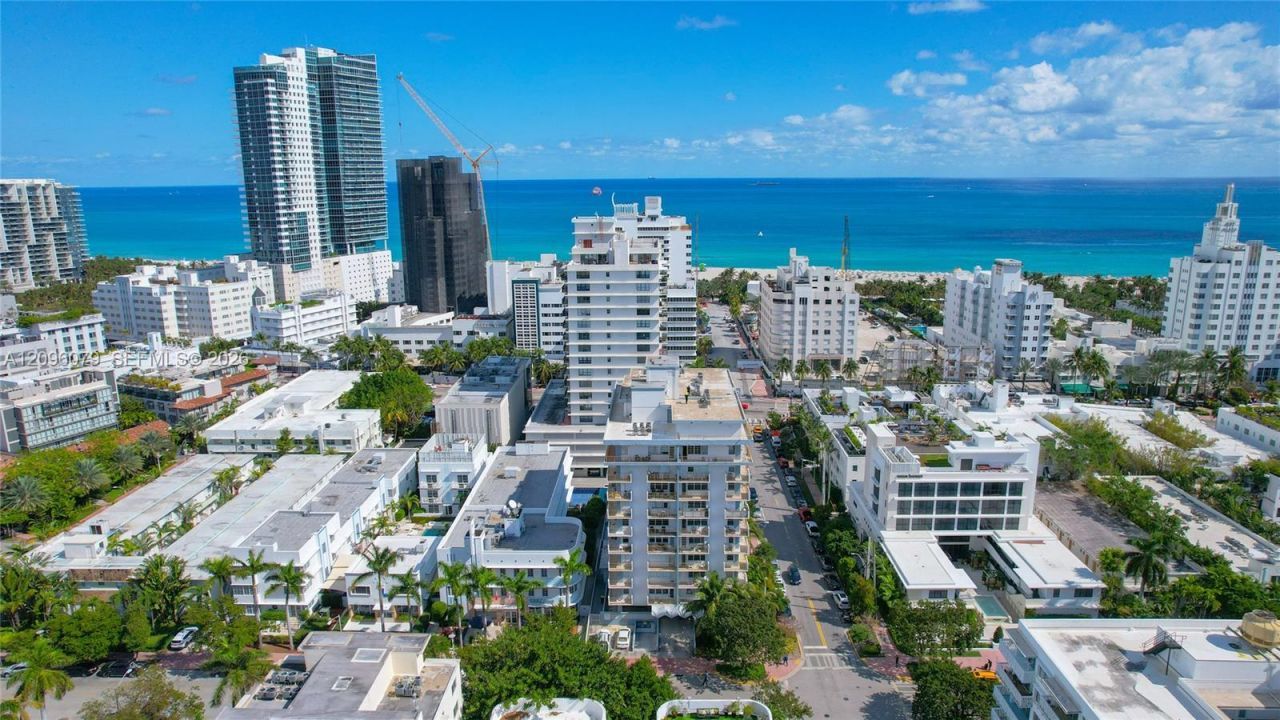 245 18 St , Unit 902, Miami Beach, FL 33139 Photo