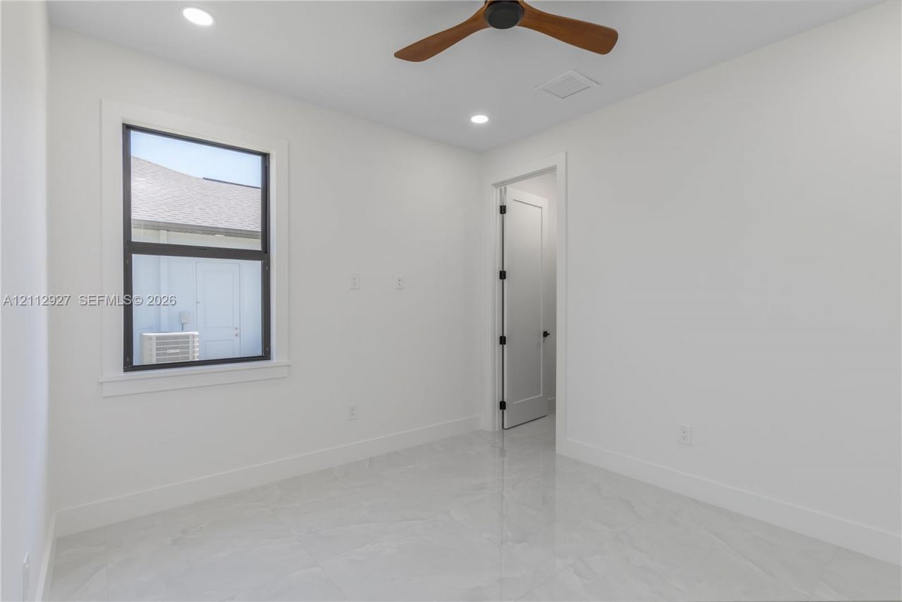 1705 NE 28 St , Cape Coral, FL 33909 Photo