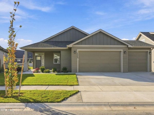 7572 N GIRARD CIR , Coeur d'Alene, ID 83815