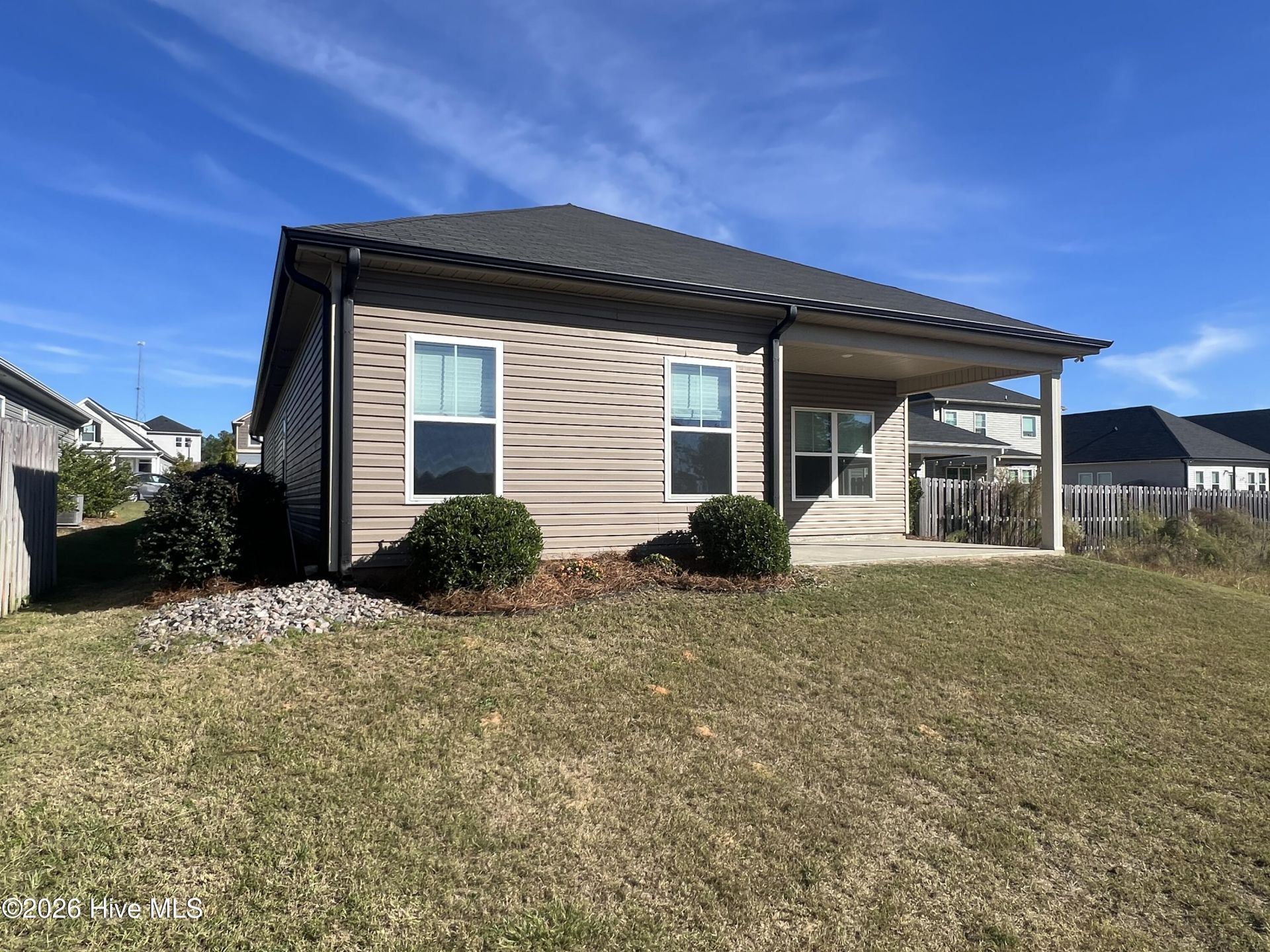 967 Newburn Drive  Photo 4