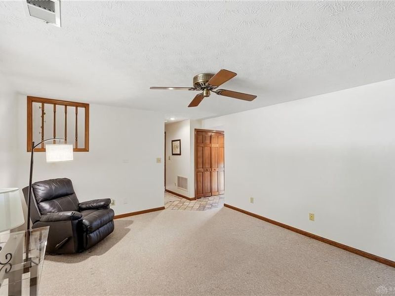 1683 Garry Drive, Bellbrook, OH 45305 Photo 31