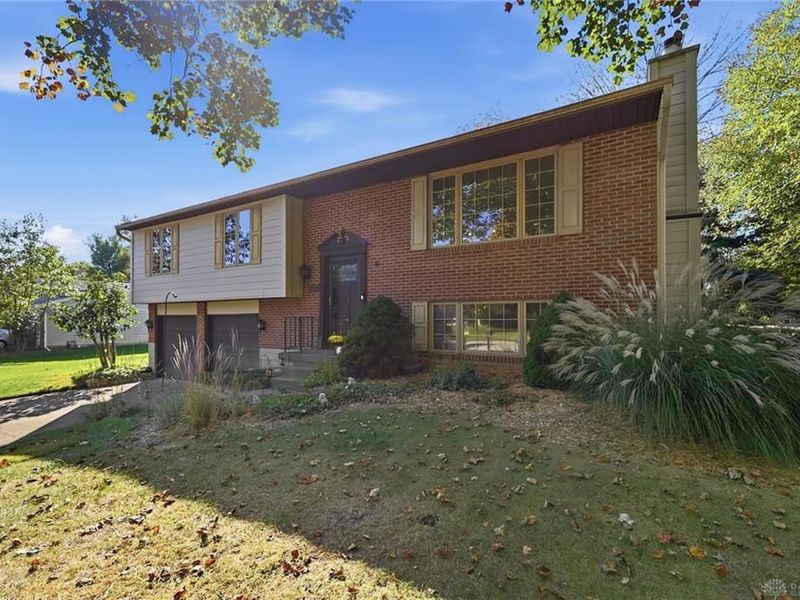 1683 Garry Drive, Bellbrook, OH 45305 Photo 7
