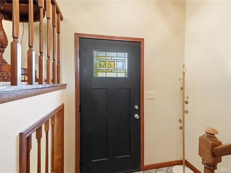1683 Garry Drive, Bellbrook, OH 45305 Photo 9