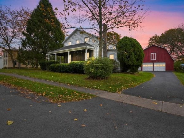 2652 Lincoln Street , Weedsport, NY 13166