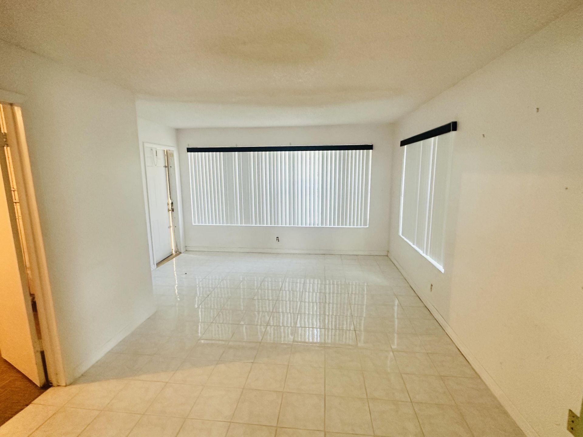 1572 W 10th Street, Riviera Beach, FL 33404 Photo