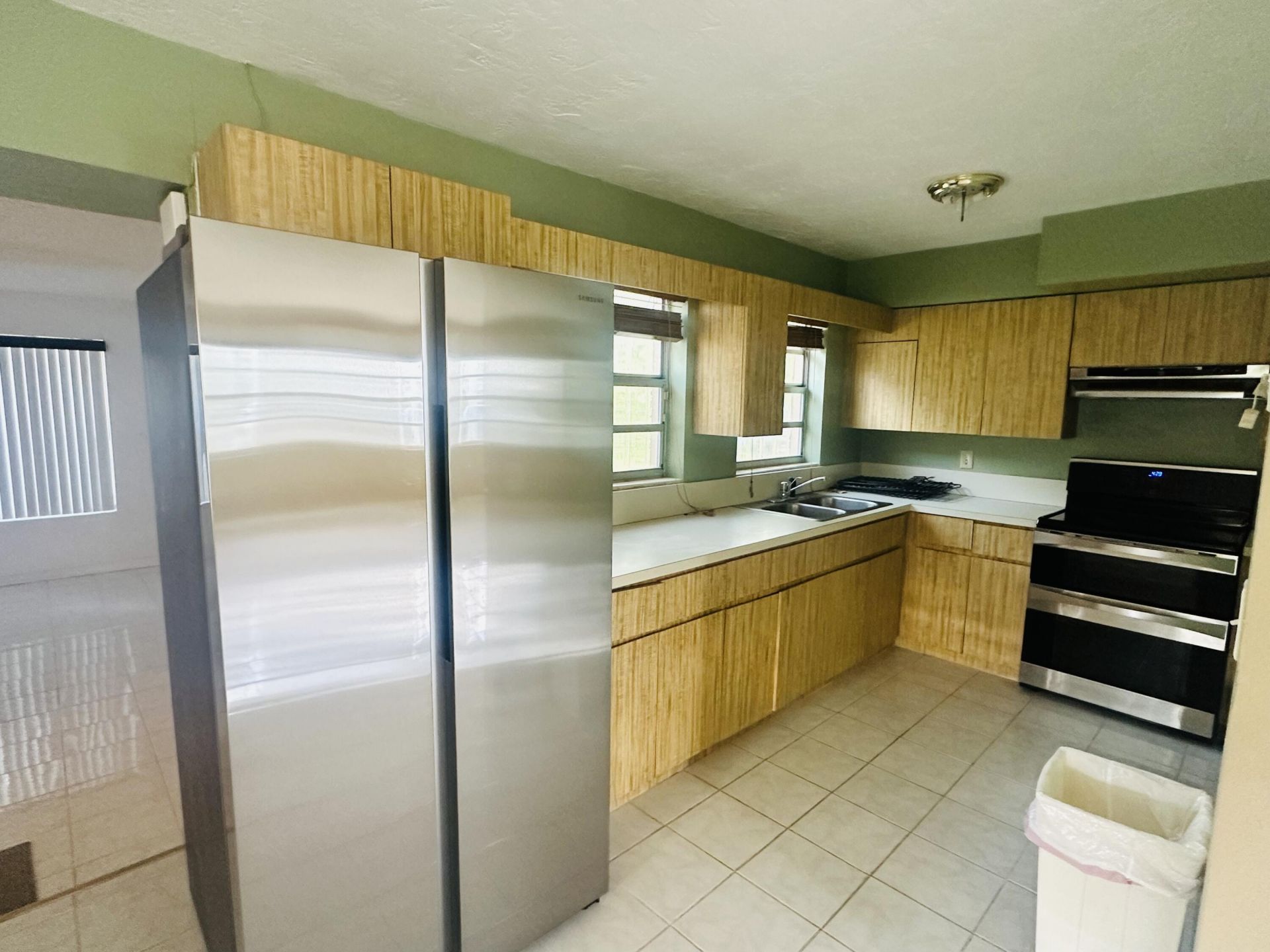 1572 W 10th Street, Riviera Beach, FL 33404 Photo