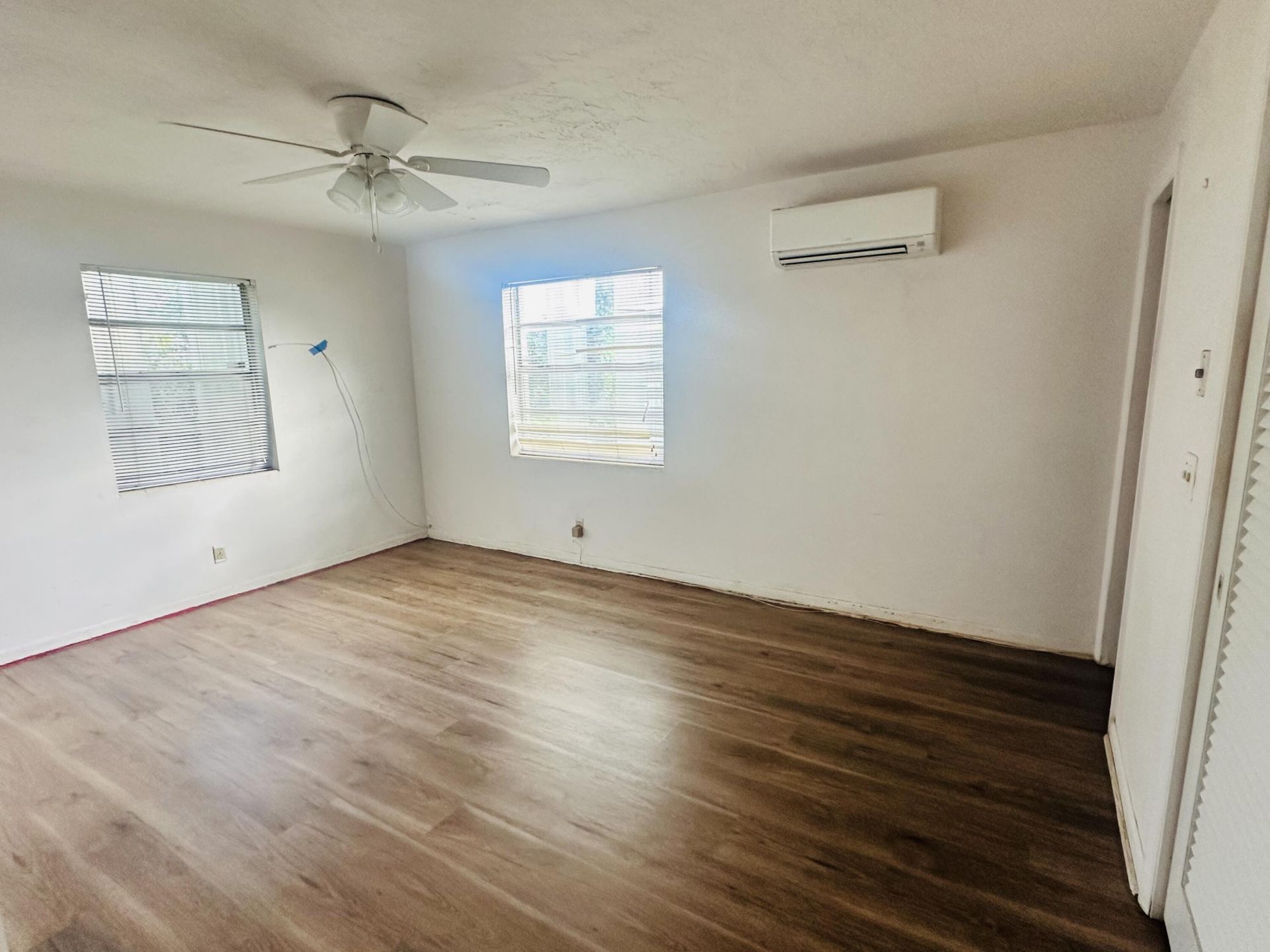1572 W 10th Street, Riviera Beach, FL 33404 Photo