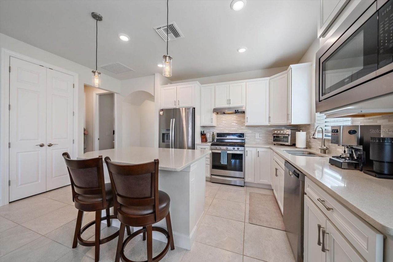 7022 Holbrook Cove , Lakewood Ranch, FL 34202 Photo