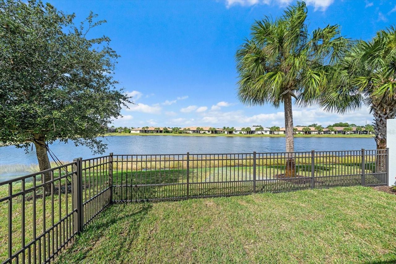 7022 Holbrook Cove , Lakewood Ranch, FL 34202 Photo