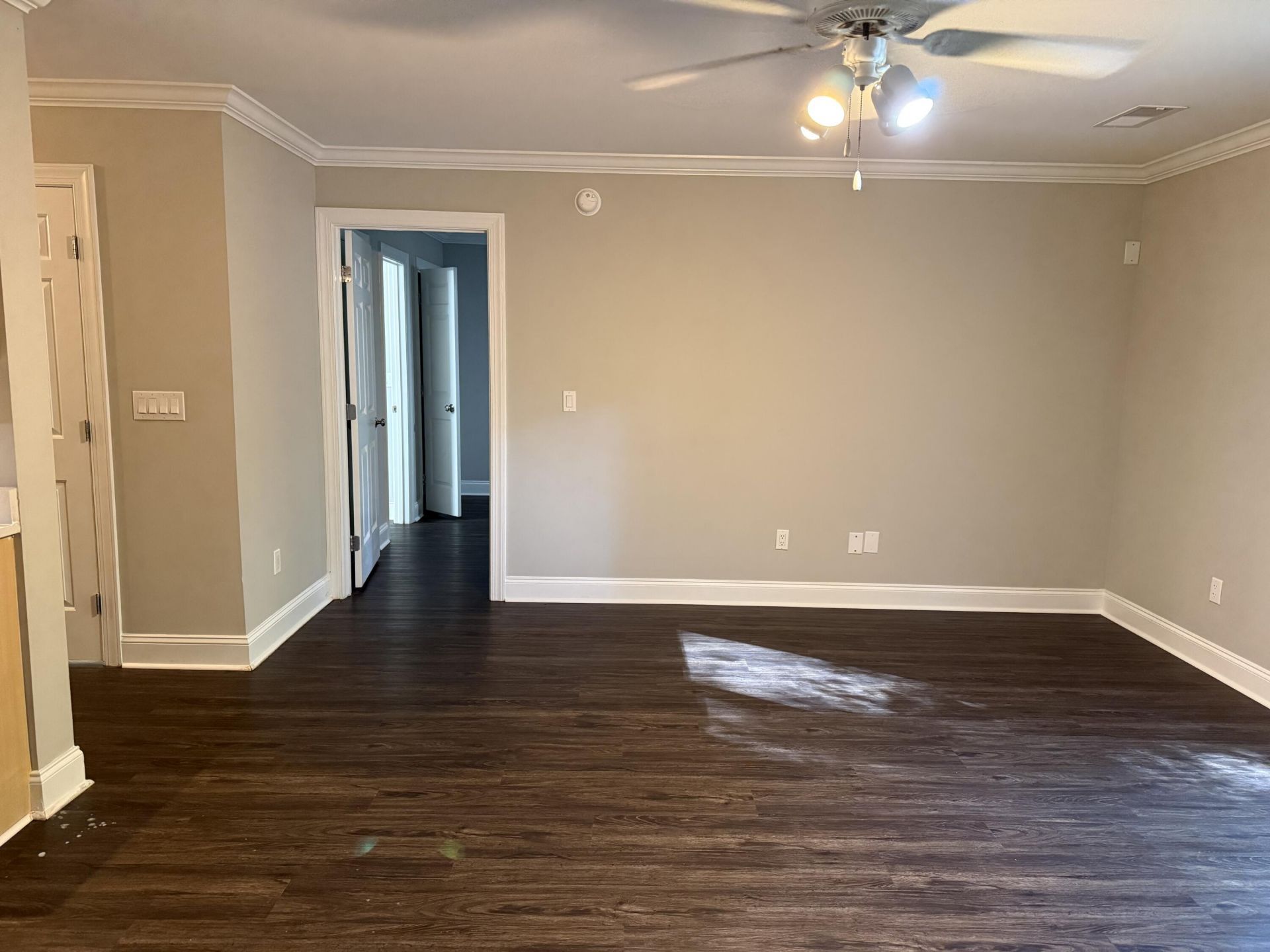 5005 Double Fox Road Photo 17