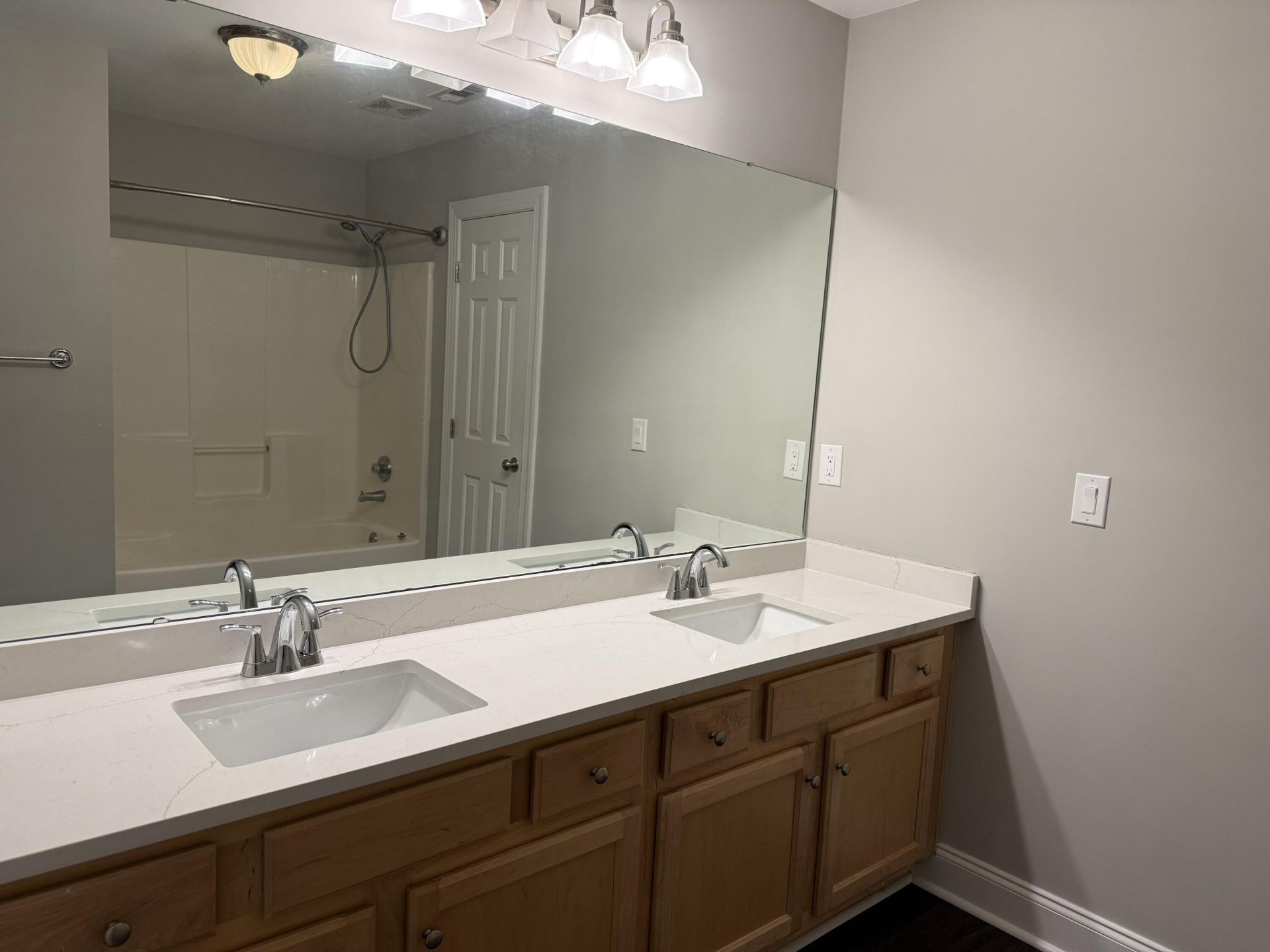 5005 Double Fox Road Photo 28