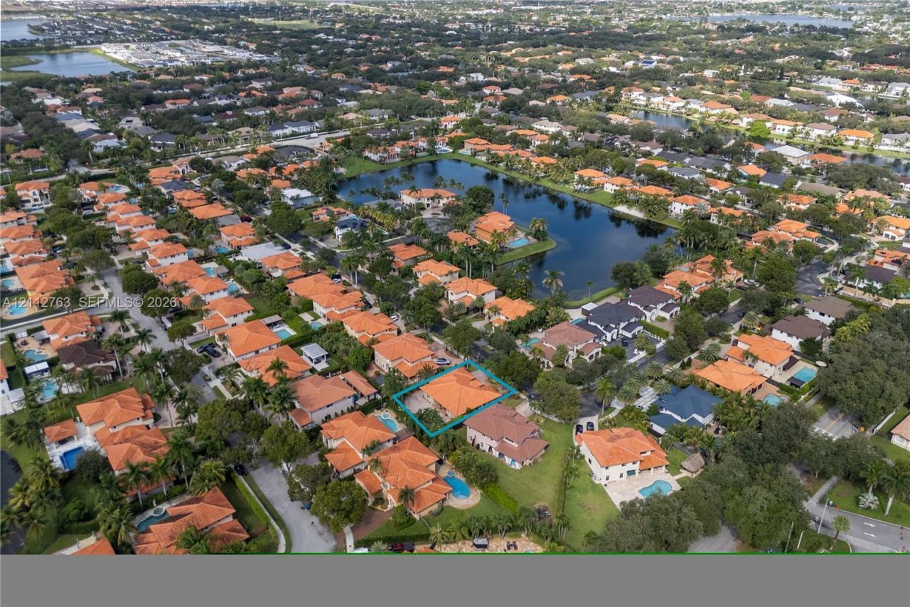7940 NW 159th Ter , Miami Lakes, FL 33016 Photo