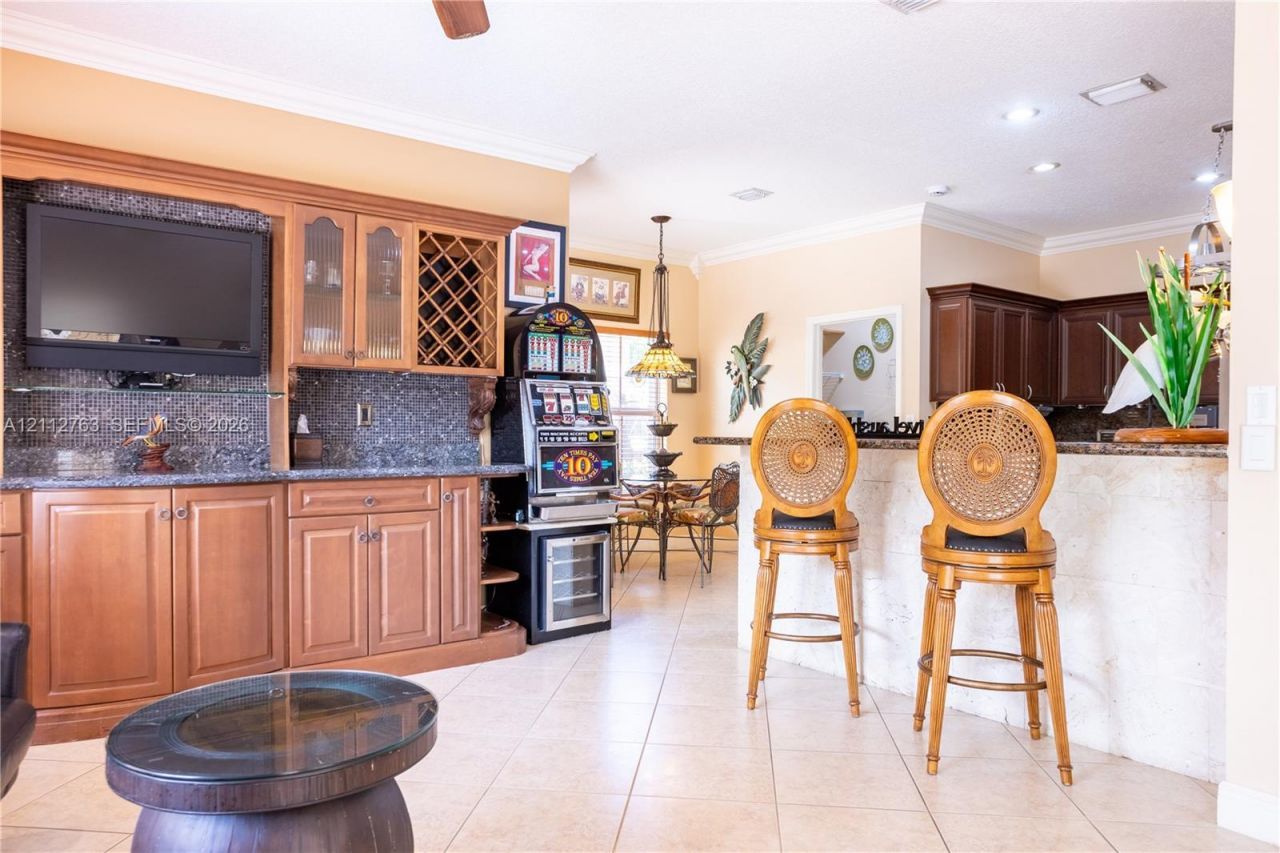 7940 NW 159th Ter , Miami Lakes, FL 33016 Photo