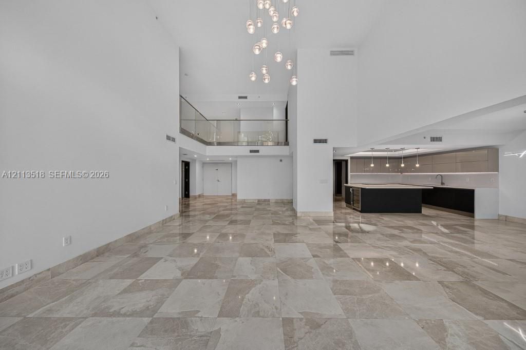 3131 NE 188th St, Unit 1-303, Aventura, FL 33180 Photo