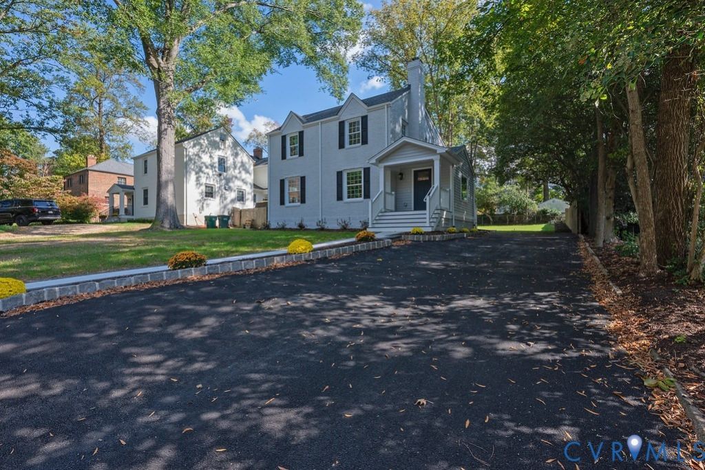 7615 Hollins Road, Henrico, VA 23229 Main Photo