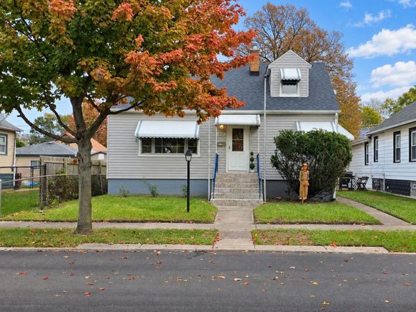 14123 S Mackinaw Avenue, Burnham, IL 60633