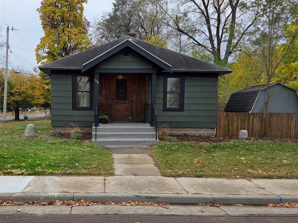905 James Street, Eau Claire, WI 54703