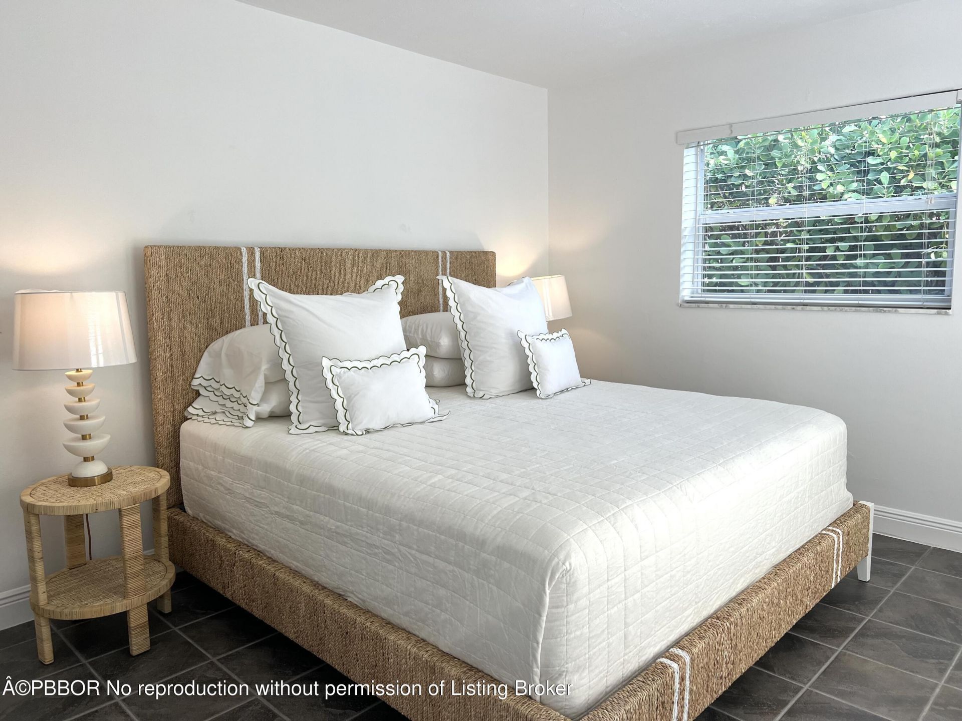 240 Forest Hill Boulevard, West Palm Beach, FL 33405 Photo