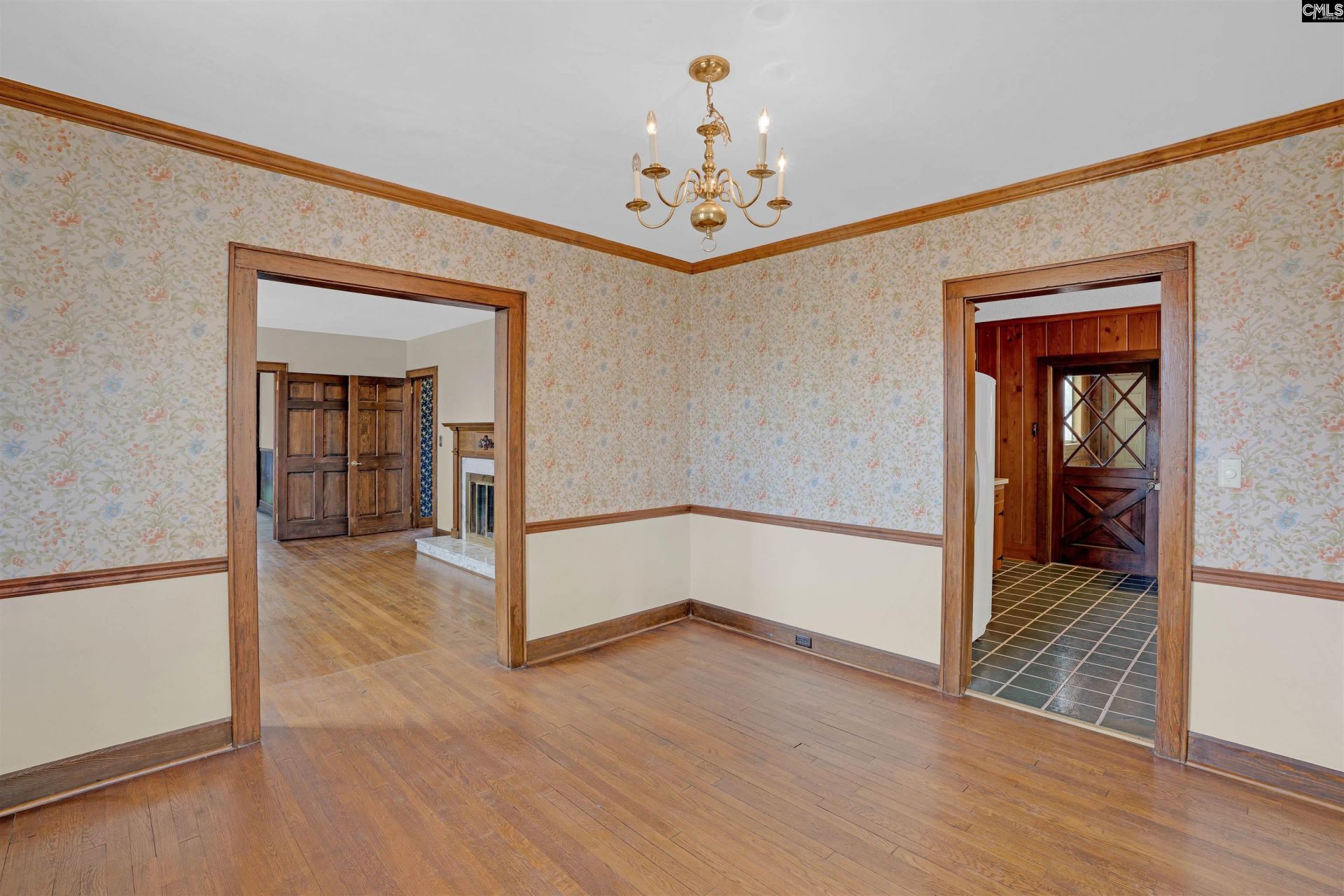 932 Toms Creek Road Photo 17