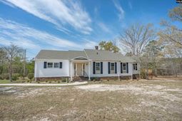 932 Toms Creek Road photo 4