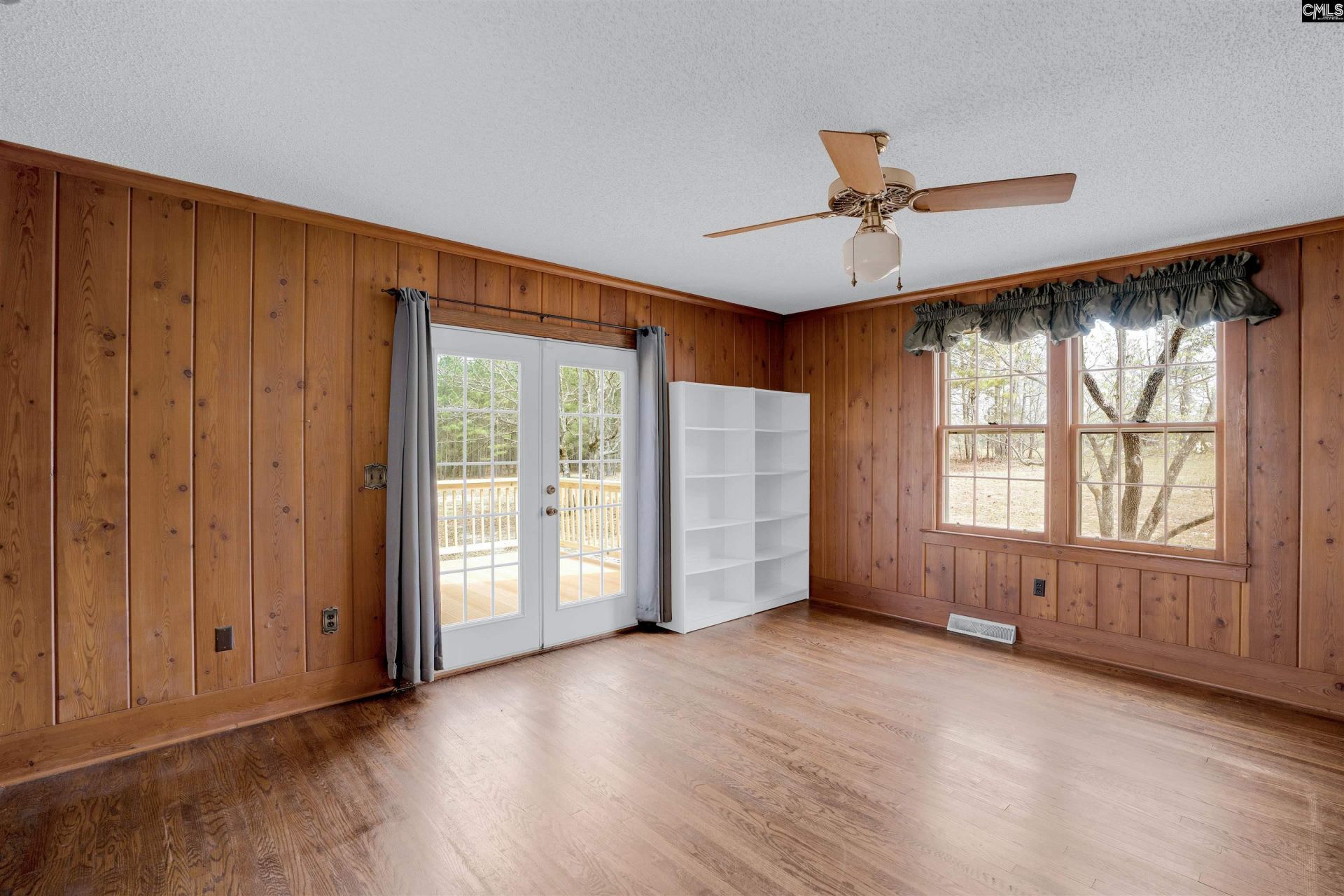 932 Toms Creek Road Photo 21