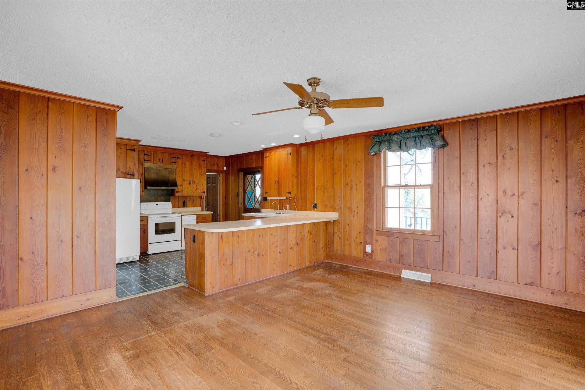 932 Toms Creek Road Photo 22