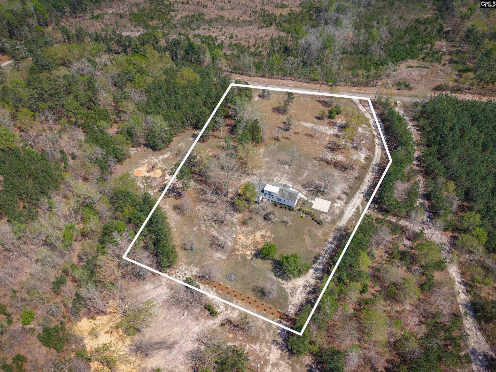 932 Toms Creek Road Photo 5