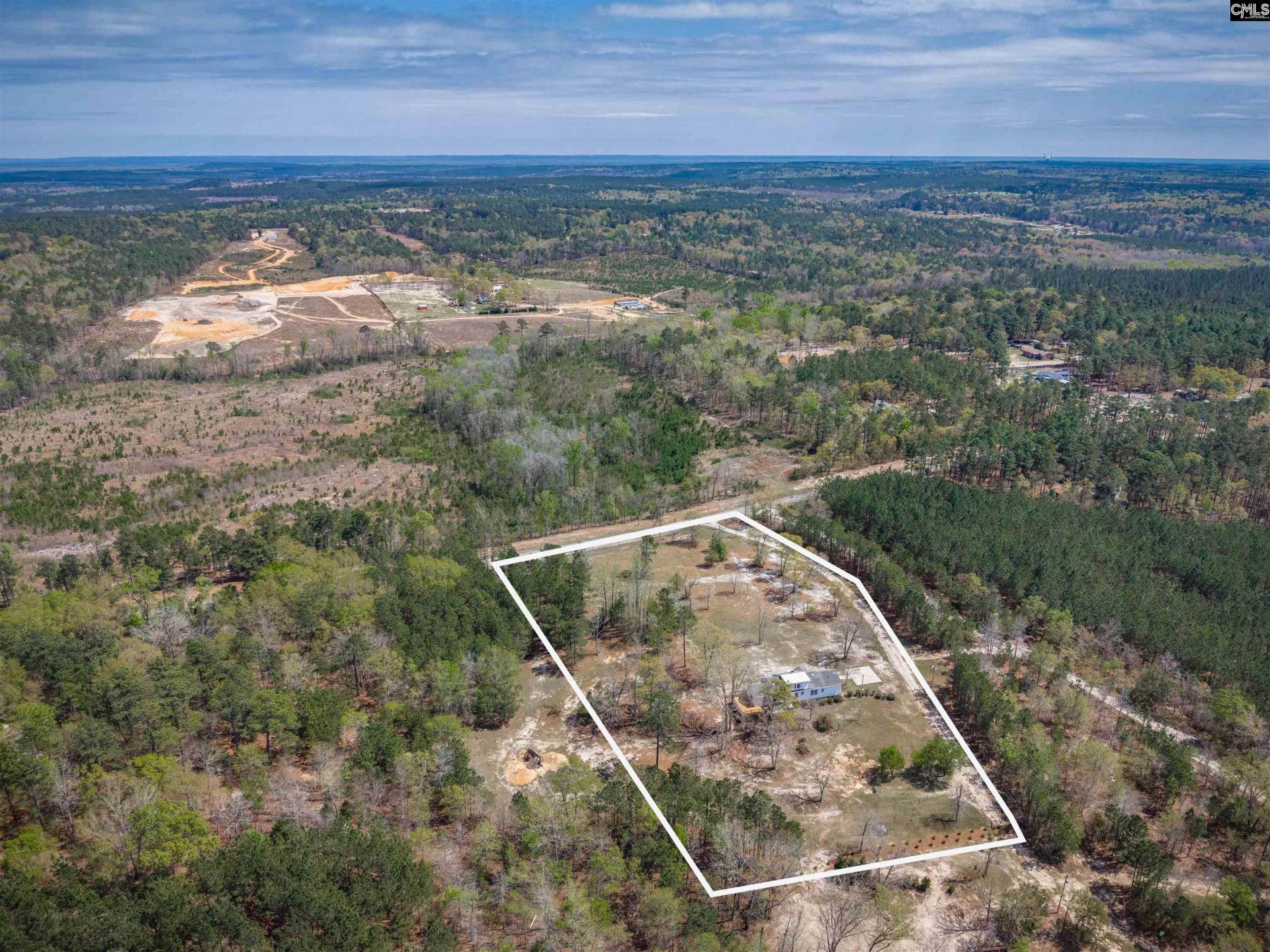 932 Toms Creek Road Photo 6