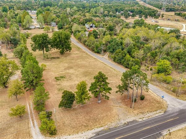 15610 SE 29th Street, Choctaw, OK 73020