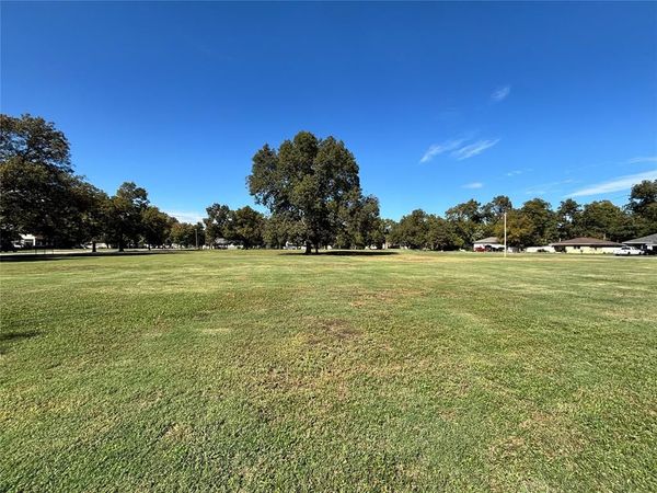 Garvin Avenue, Pauls Valley, OK 73075