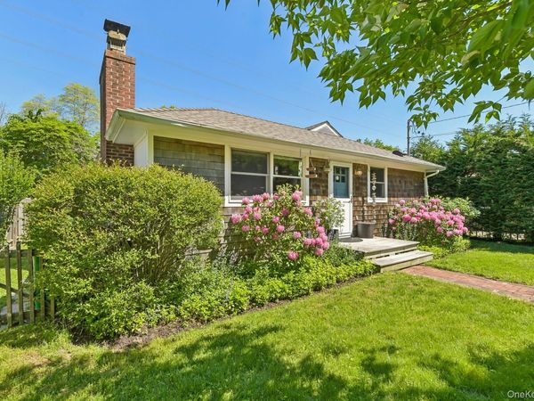 40 Grove Street , Amagansett, NY 11930