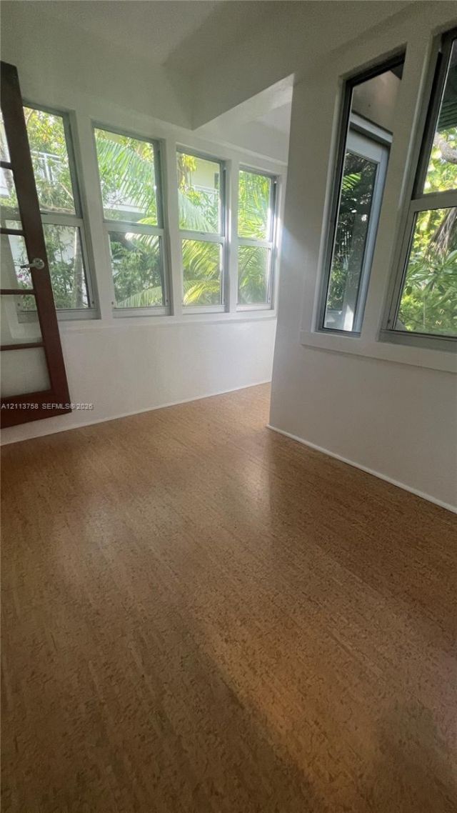 814 Michigan Ave , Unit 814, Miami Beach, FL 33139 Photo