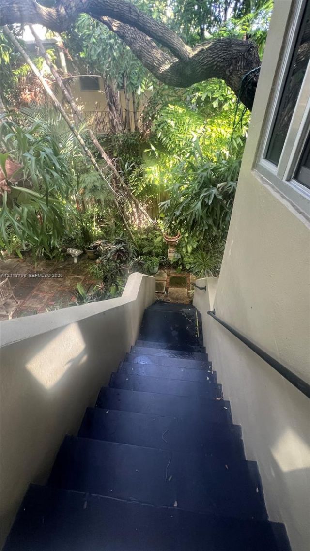 814 Michigan Ave , Unit 814, Miami Beach, FL 33139 Photo