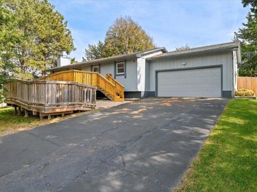 14651 MEADOWBROOK Lane, COUNCIL BLUFFS, IA 51503