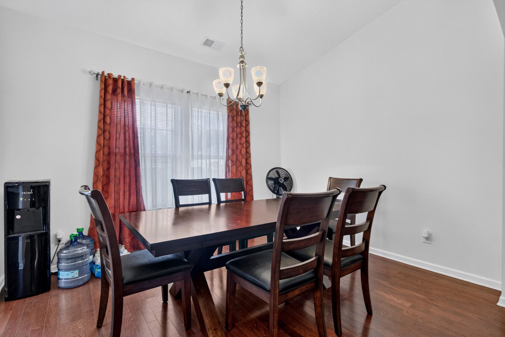 3807 Sourwood Court Photo 11