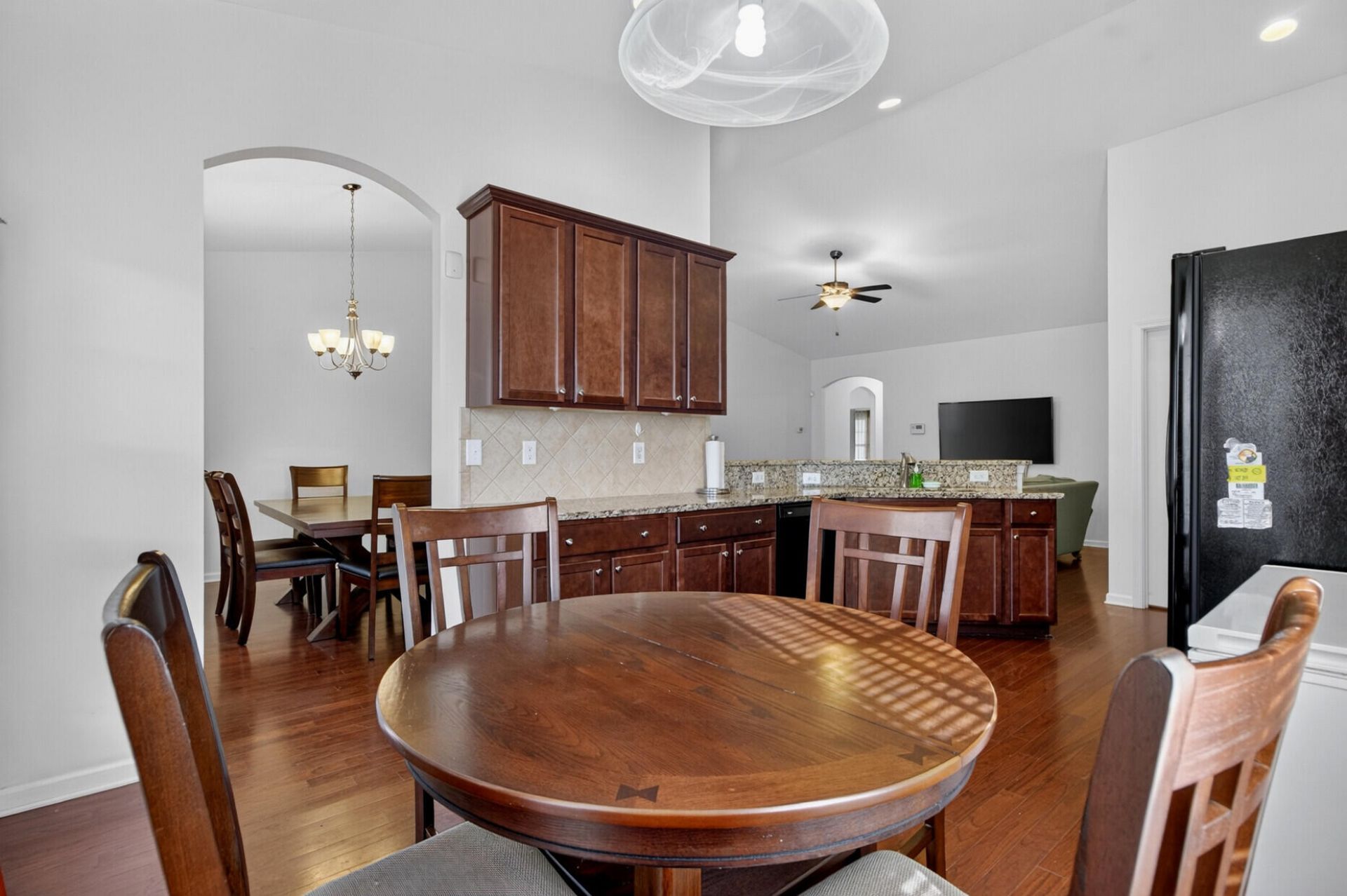 3807 Sourwood Court Photo 17