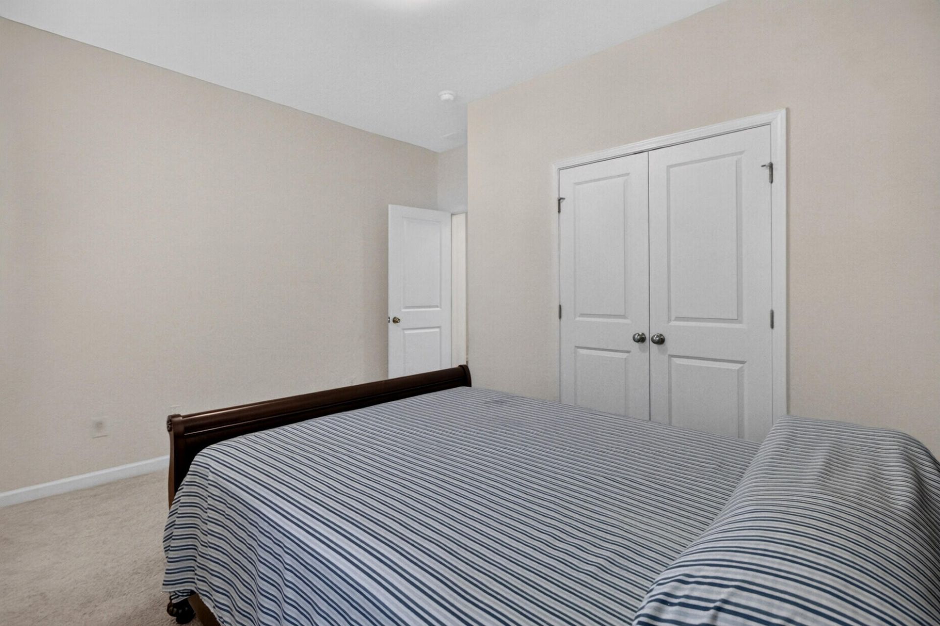 3807 Sourwood Court Photo 25