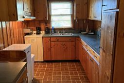 406 Smoak Street photo 4
