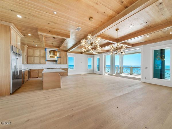 5915 Gulf Drive , Panama City Beach, FL 32408