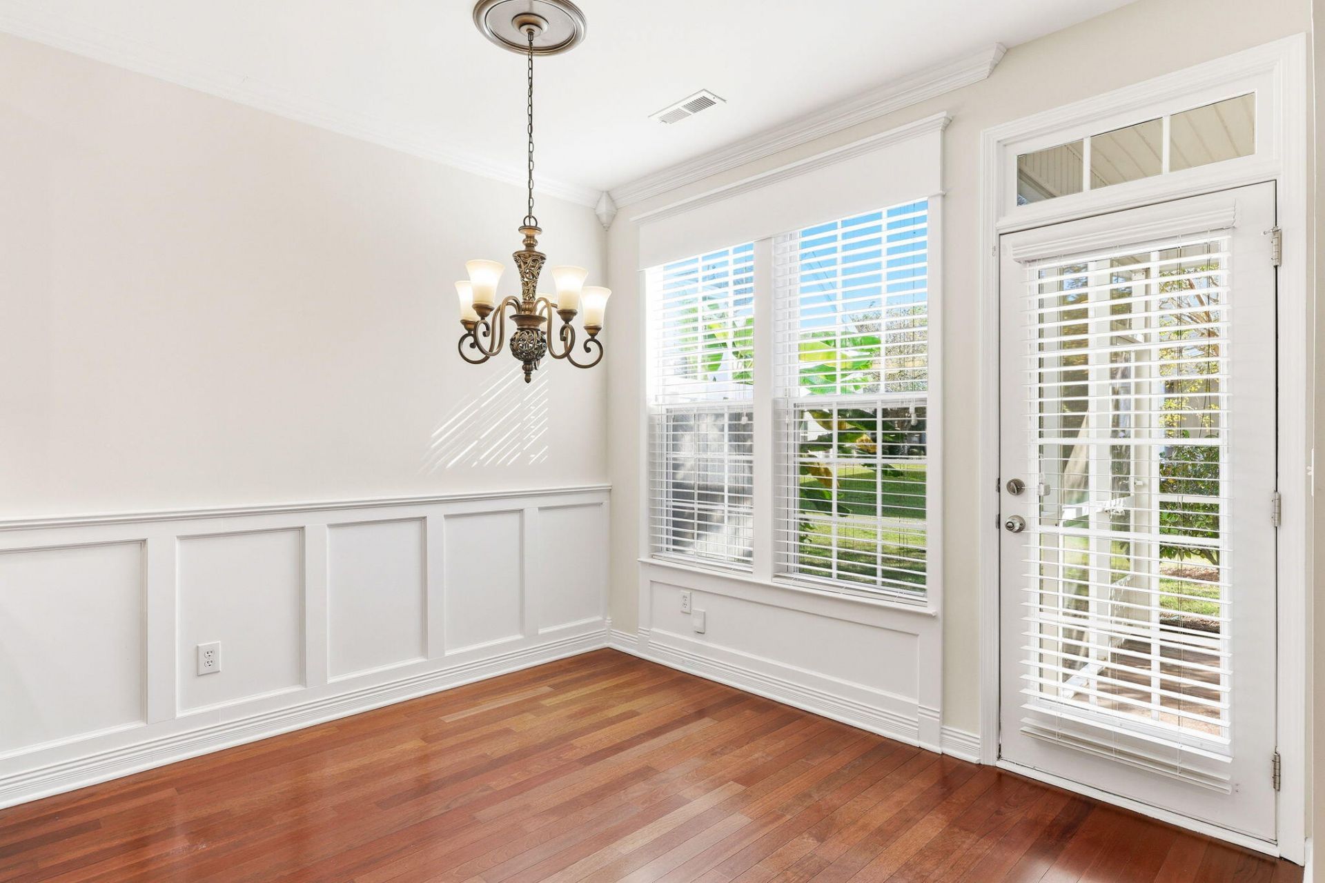 1633 Indaba Way Photo 4